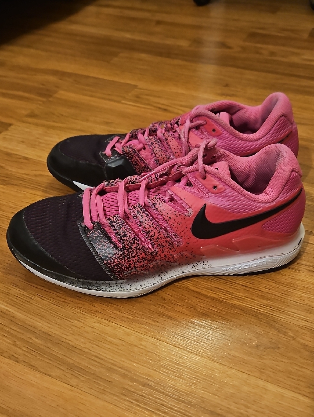 Nike Court Air Zoom Vapor X Laser Fuschia Shoes Size 11